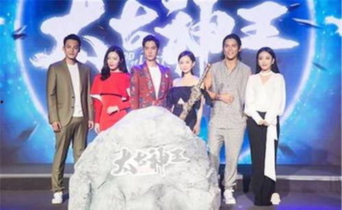 为了吃瓜进娱乐圈却火了,意外走红娱乐圈的跨界传奇